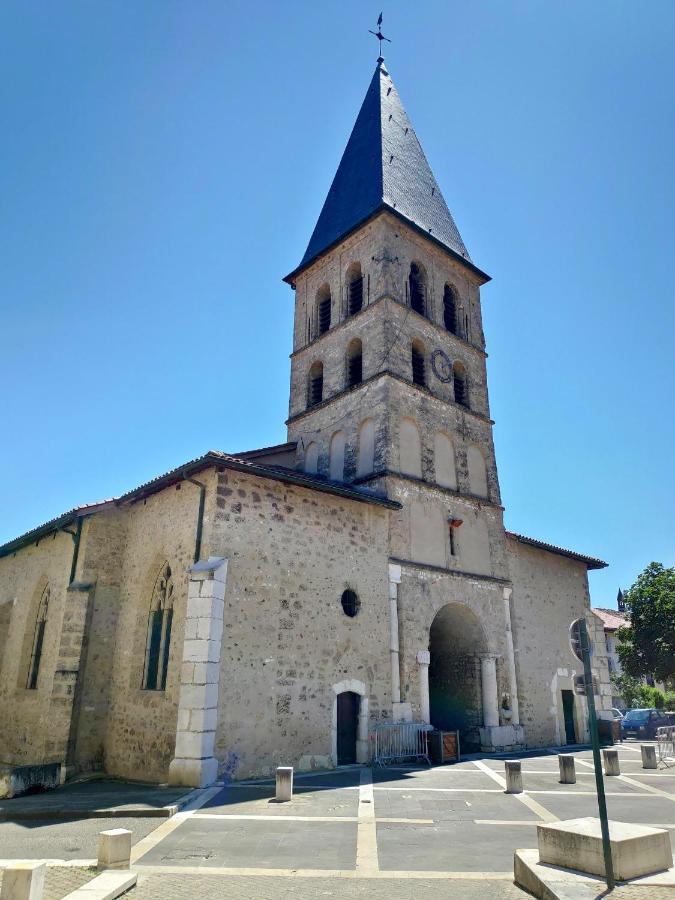 Appart'Hotel Chaleureux Au Coeur De Tullins - Le Roitelet Exteriör bild